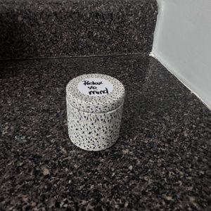 Dee’s Relax yo mind